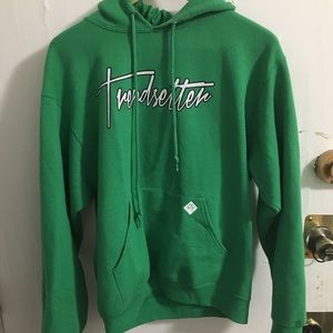 Green sweatshirt, great quality, worn twice